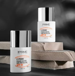فلوئید ضد آفتاب مدل فیوژن واتر حاوی ویتامین سی با SPF50 پریم